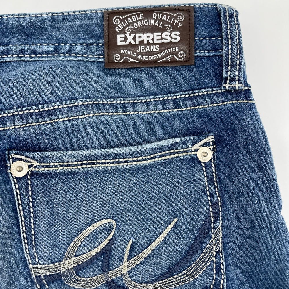 Never worn Express skinny jeans